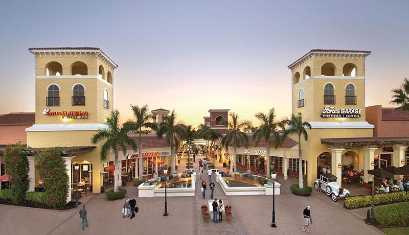 Naples Flatbread and Ford's Garage at Miromar Outlets