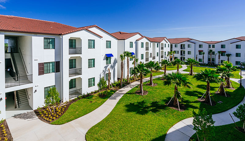 Student housing in Fort Myers